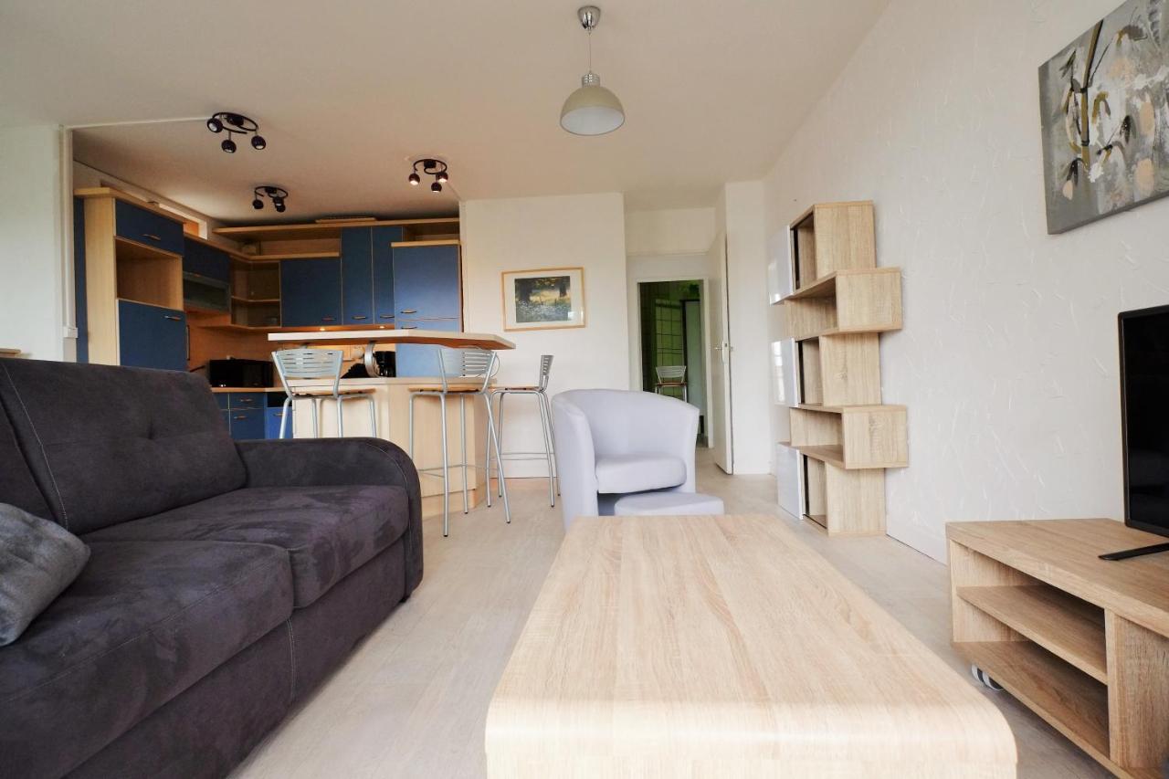 70 M2 Avec Balcons Et Parking Apartment Lille Exterior foto